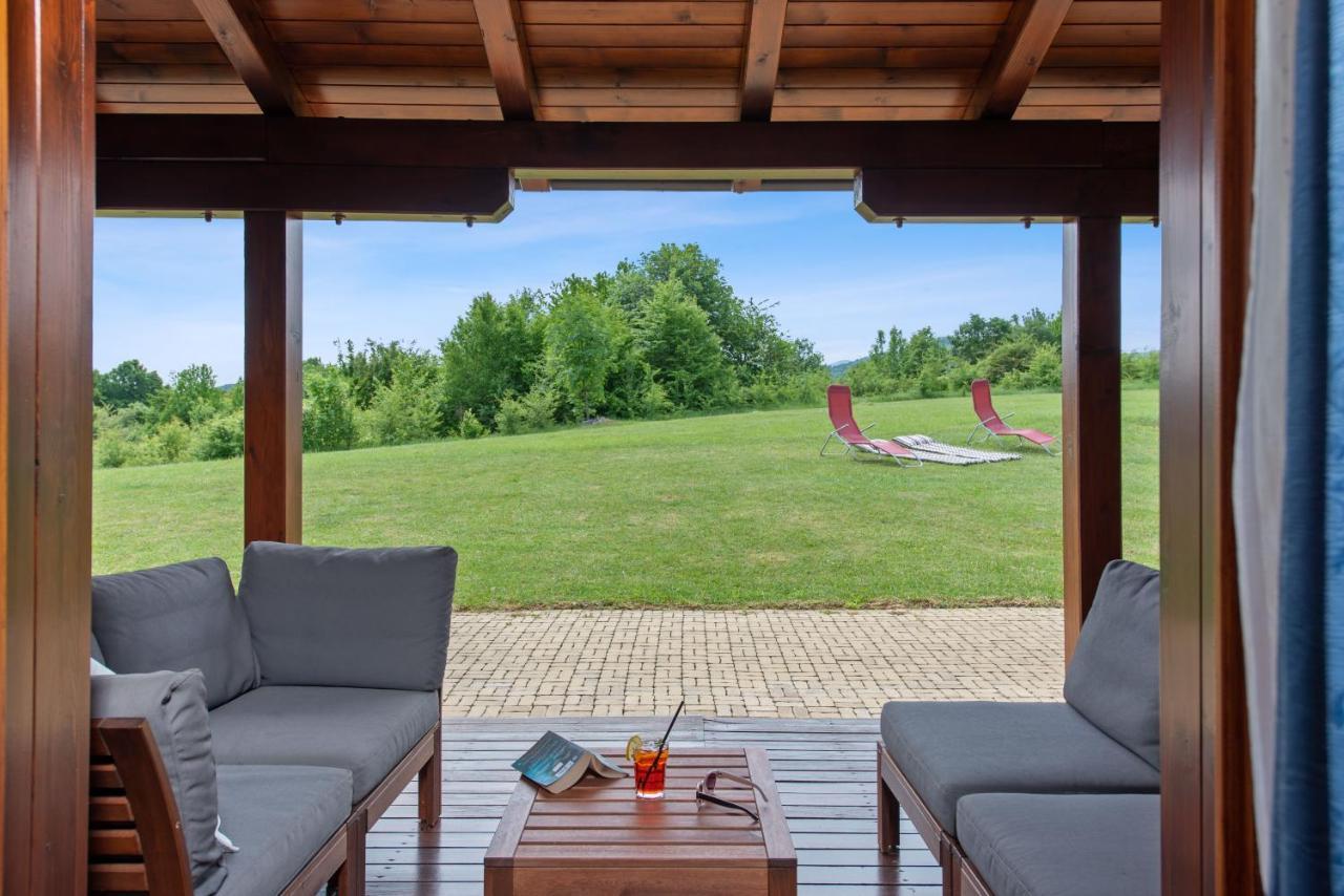 B&B Plitvice Lakes Villa Irene Селиште-Дрежничко Экстерьер фото